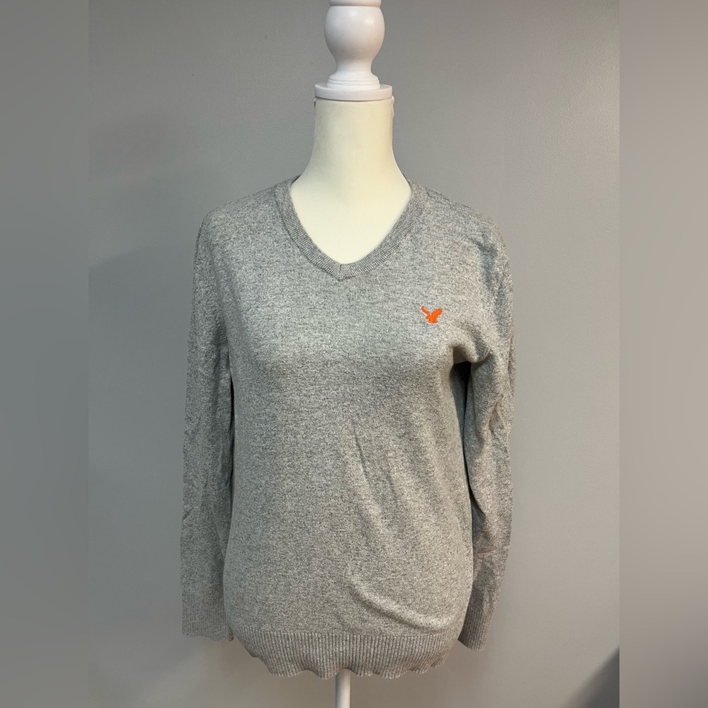 American Eagle V-Neck Gray Sweater Size XS